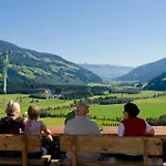 Bauernhof Oberscheffau Séjour à la ferme Neukirchen am Großvenediger