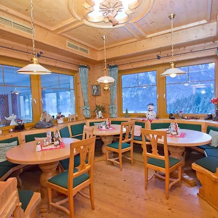 Bauernhof Oberscheffau Vakantieboerderij Neukirchen am Großvenediger